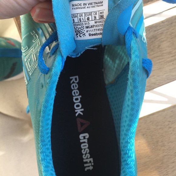 Reebok Crossfit athletic shoes. Women’s size 9. - Picture 4 of 4